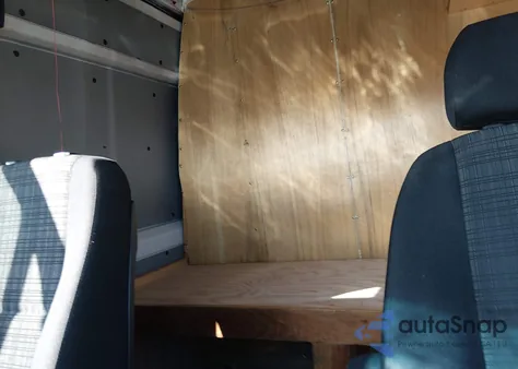 2018 Mercedes-Benz Sprinter 2500 High Roof V6 z USA, uszkodzony, nr VIN WD3PE8CD0JP600193